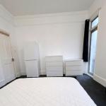 Large Double Room SW16 | Bills Included | 5 Min to Tooting