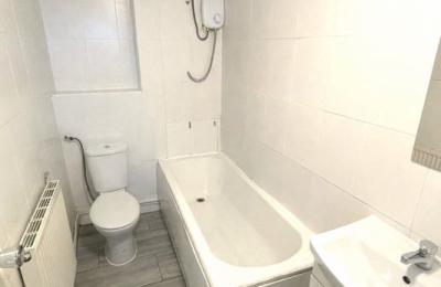 Double Room Kennington | Bills Included