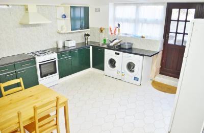 Good Size Rooms, Big Garden, All Inclusive in N16