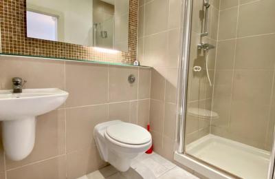 Two Bedroom Flat on Stoke Newington Church Street N16