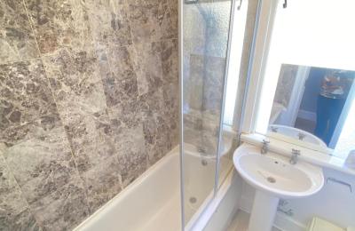 Amazing room to let very close to Seven Sisters Underground Station N15