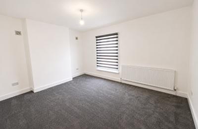 Spacious Home on Quiet Residential Road in Enfield