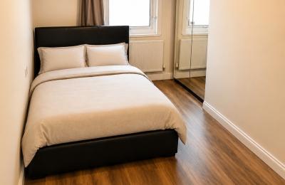 Spacious Self-Contained Studio Flat – 3 Minutes from Seven Sisters Station – £1,350 PCM