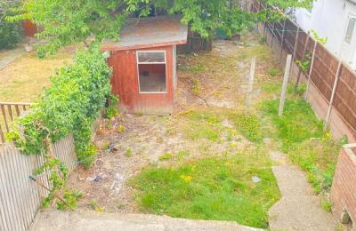 Lovely Rooms in a house with a large Garden – N11