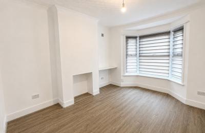 Spacious Home on Quiet Residential Road in Enfield