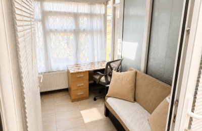 Modern Bedroom with Garden – Southgate N14