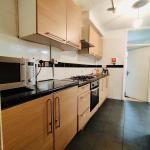 Beautiful attic room to rent – Near Bruce Grove & Seven Sisters N17