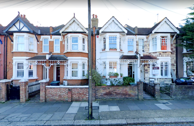 Amazing room to let very close to Seven Sisters Underground Station N15