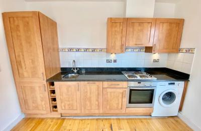 Two Bedroom Flat on Stoke Newington Church Street N16