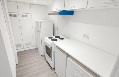 Spacious Studio Flat with Separate Kitchen | All Bills Included | Stoke Newington N16