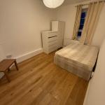 Spacious Double Room for One – Oval, SW9 6HH