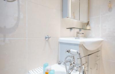 Flat West London Chelsea SW6 1HR